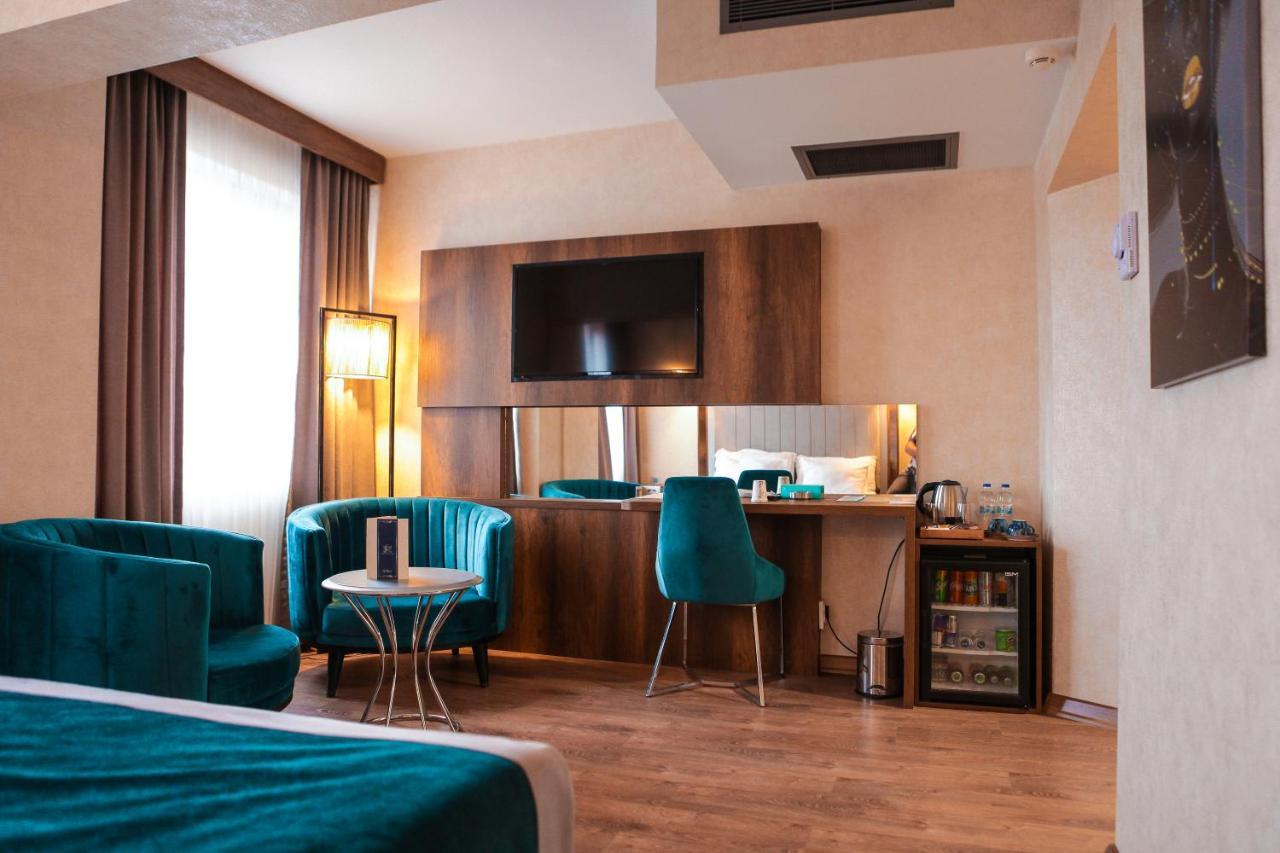 The Life & 3* Ankara