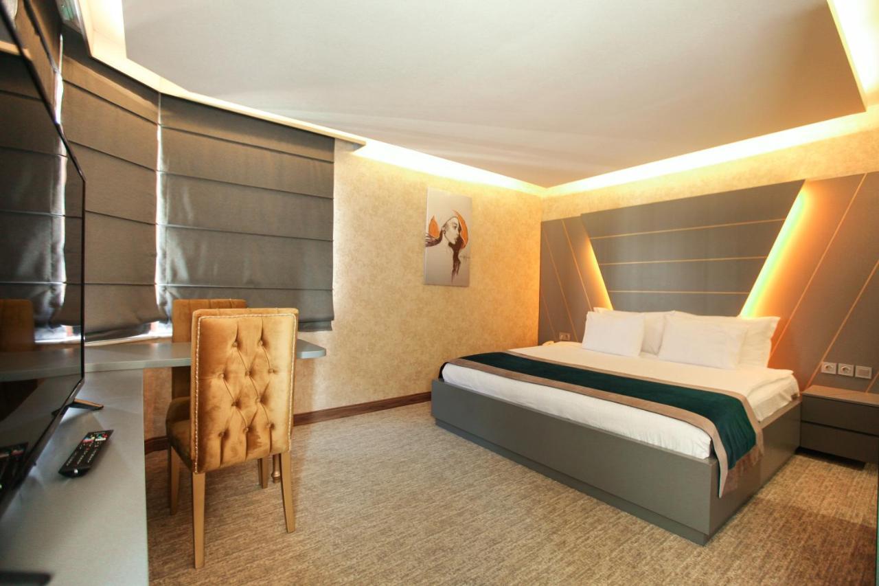 The Life & Otel 3*